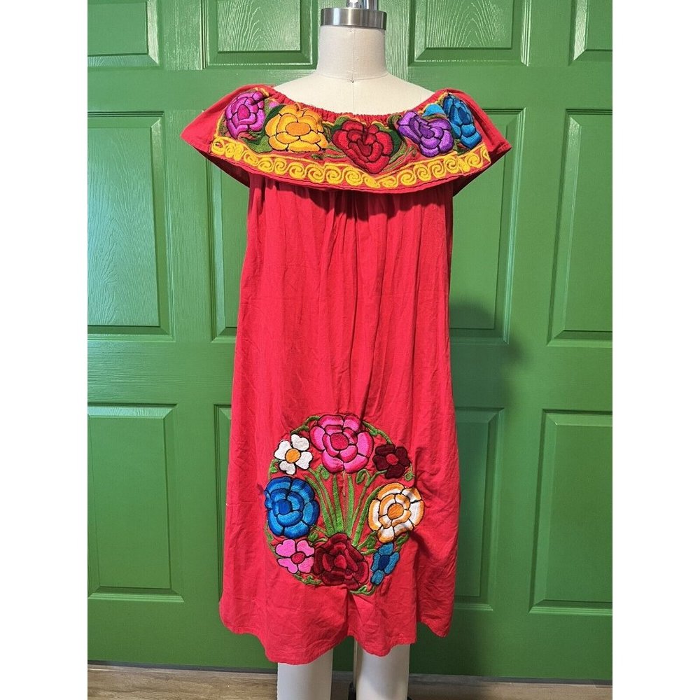 Vintage Red Embroidered Floral Latin Dress